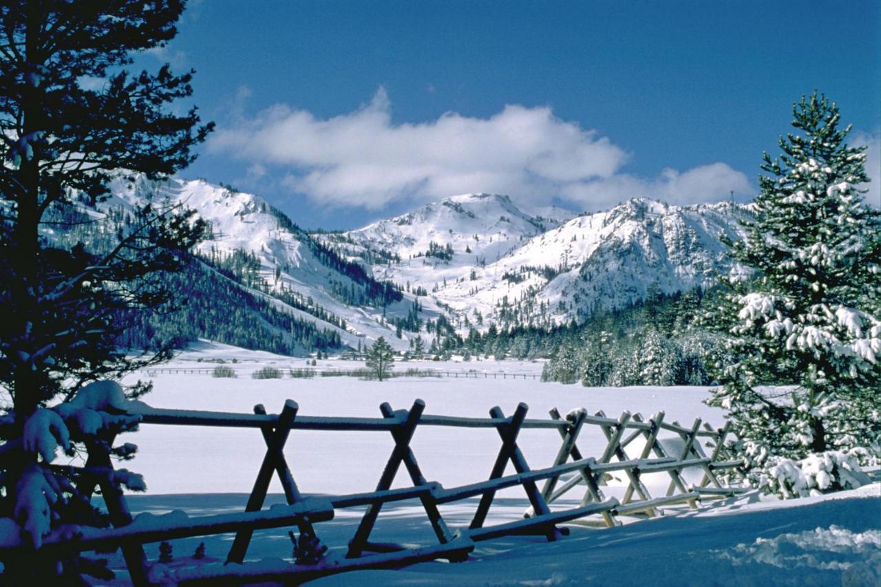 Resort At Squaw Creek وادي اولومبيك الغرفة الصورة